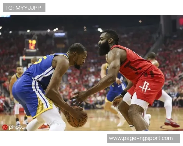 360直播勇士与火箭激战正酣精彩瞬间不容错过尽在此刻 360直播勇士与火箭激战正酣精彩瞬间不容错过尽在此刻