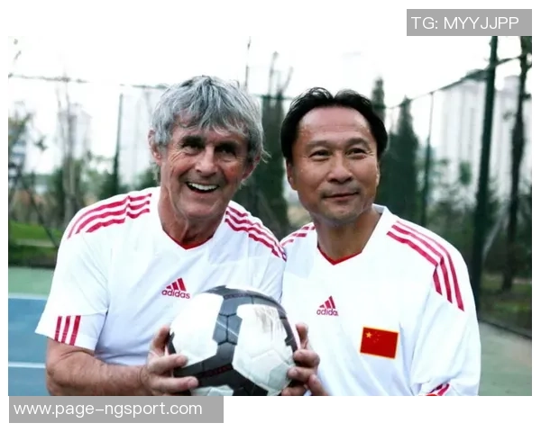 曼联与雷丁激战正酣比分结果揭晓引发球迷热议